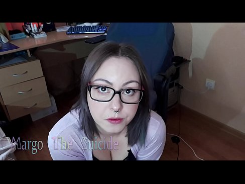❤️ Chica sexy con gafas chupa consolador profundamente en la cámara ❤❌ Video de porno en es.kutjeporno.ru ❌️