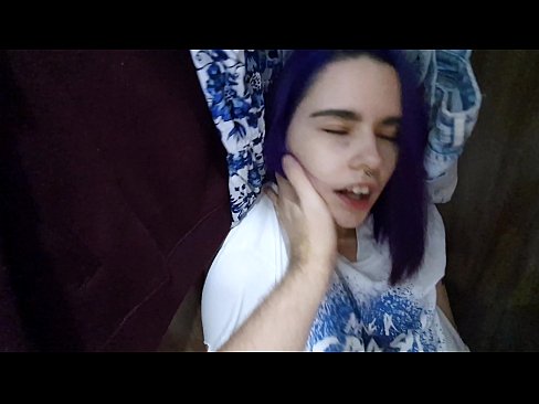 ❤️ Encontré a mi hermana en el armario y la ayudé a correrse ❤❌ Video de porno en es.kutjeporno.ru ❌️