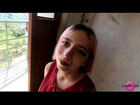 ❤️ Estudiante Sensual chupa a un extraño en el Outback - Cum en su cara ❤❌ Video de porno en es.kutjeporno.ru ❌️